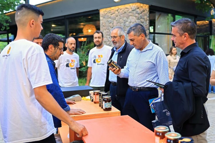 Στις εκδηλώσεις για την Παγκόσμια Ημέρα Μέλισσας ο Περιφερειάρχης Θεσσαλίας