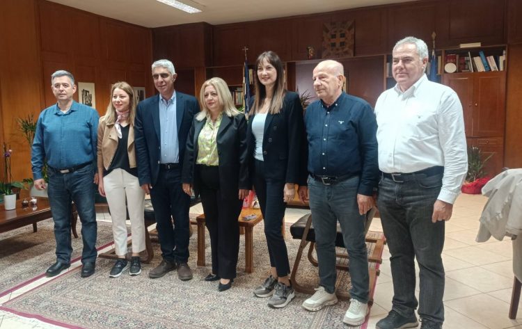 Eυχήθηκε ολόψυχα καλή επιτυχία η Ντιντή σε Τσίπρα και Κουντουρά