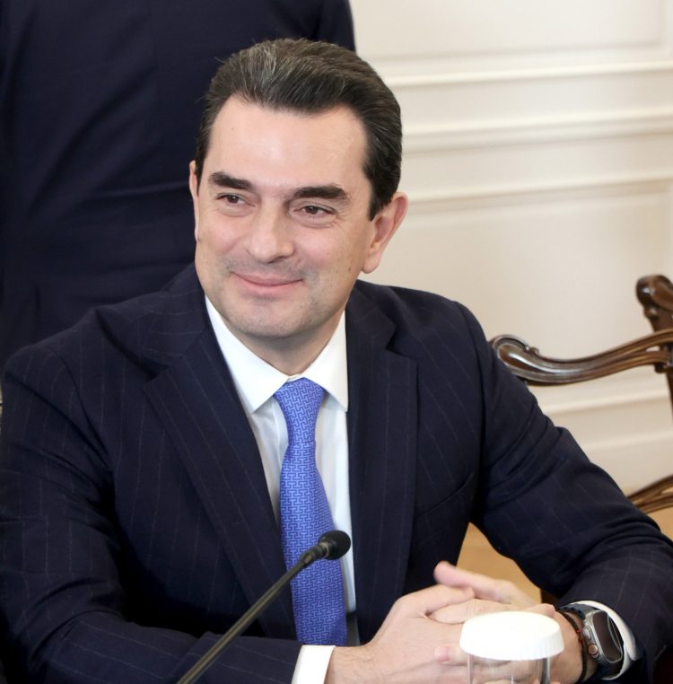 Το Αναστάσιμο Μήνυμα του Υπουργού Ανάπτυξης Κώστα Σκρέκα