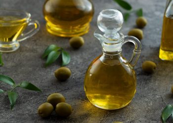 Στόχος για το Υπουργείο Ανάπτυξης η μείωση τιμής του Ελαιόλαδου!