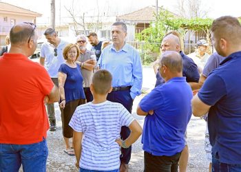 Πόρτες και κουφώματα σε πλημμυροπαθείς του Σωτηρίου