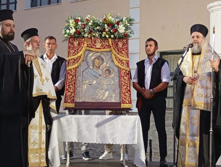 ΟΙΧΑΛΙΑ | Κλήρος και λαός λιτάνευσαν το Ιερό Εικόνισμα της Παναγίας Πορταΐτισσας
