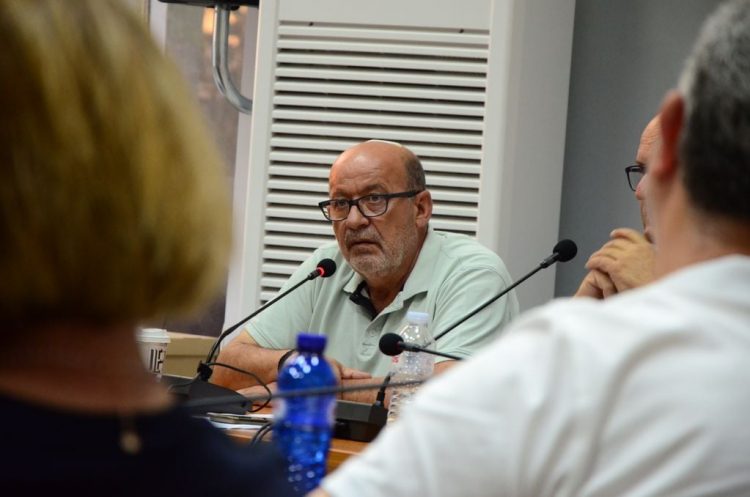 Αγναντής: Οι αποφάσεις και οι λύσεις δίνονται στο δημοτικό συμβούλιο και όχι στις πλατείες (βίντεο)