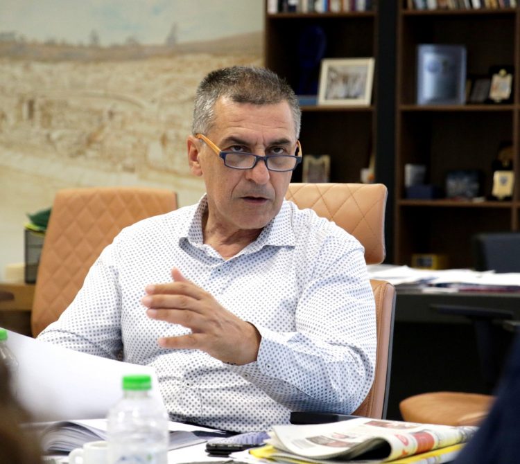Mηνυτήρια αναφορά από τον Κουρέτα  στον Εισαγγελέα Τρικάλων για ποινικές ευθύνες μετά τις καταγγελίες για παράνομη θανάτωση και υγειονομική ταφή ζώων που νοσούσαν από πανώλη