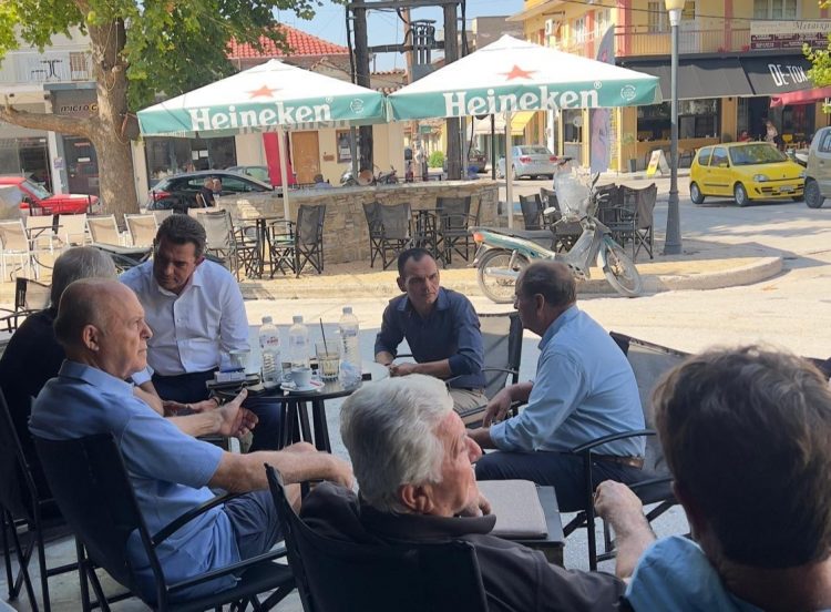 Στη Φαρκαδόνα ο Κώστας Σκρέκα στηρίζοντας τις δράσεις για  την ανασυγκρότηση της περιοχής
