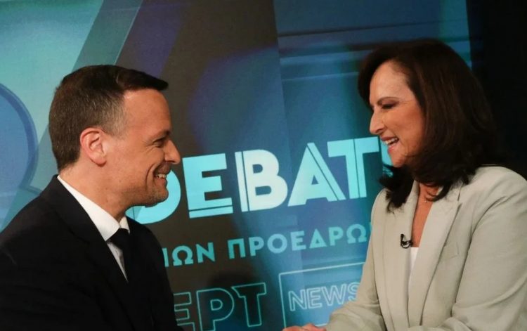 Debate ΠΑΣΟΚ: Κόντρα Διαμαντοπούλου-Δούκα – «Στον δήμο υπάρχουν απόψεις δικές σου που δεν είναι απόψεις ΠΑΣΟΚ» – «Ήμουν γραμματέας στον τομέα ενέργειας όταν εσύ δεν ήσουν στο ΠΑΣΟΚ»