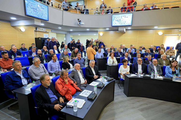 Ενιαίο θεσσαλικό μέτωπο για την αντιμετώπιση του υδατικού ελλείμματος της Θεσσαλίας
