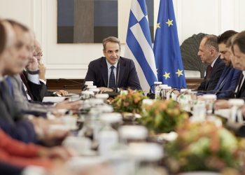Μητσοτάκης: Στα 950 ευρώ έως το 2027 ο κατώτατος μισθός – Η μείωσή του θα απαγορεύεται δια νόμου