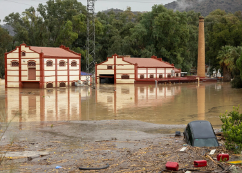 Ισπανία: Ασύλληπτη τραγωδία έφεραν οι πλημμύρες, με νεκρούς και αγνοουμένους