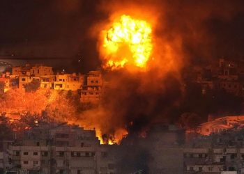 Η Χεζμπολάχ χτύπησε κατοικημένη περιοχή στη Χάιφα και το Ισραήλ βομβαρδίζει ξανά τη Βηρυτό, συνεχίζονται οι εχθροπραξίες