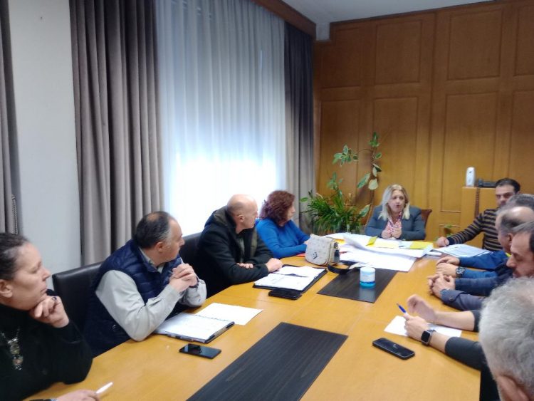 Έκτακτη σύσκεψη λόγω της επιδείνωσης του καιρού στην Π.Ε. Τρικάλων