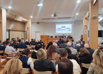Έντονο το ενδιαφέρον των επιχειρηματιών για τα χρηματοδοτικά εργαλεία σε εκδήλωση στο Επιμελητήριο