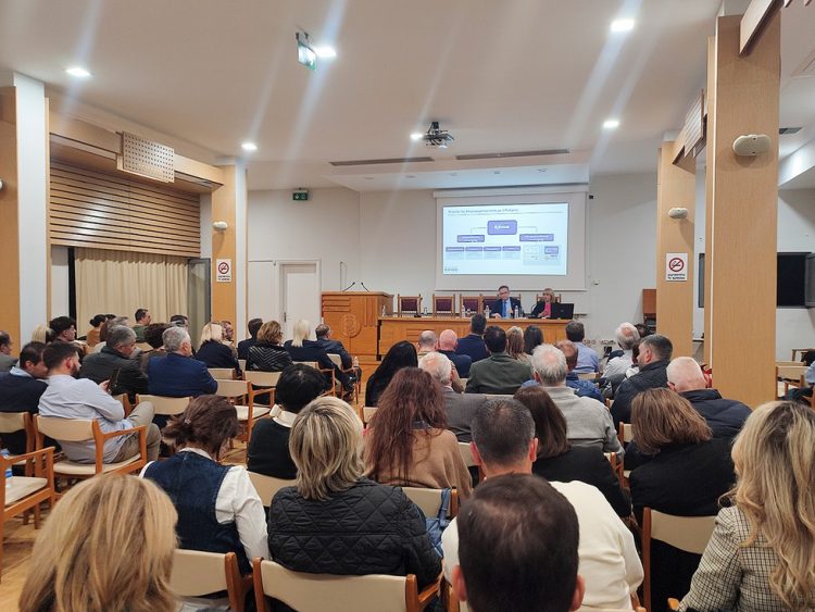Έντονο το ενδιαφέρον των επιχειρηματιών για τα χρηματοδοτικά εργαλεία σε εκδήλωση στο Επιμελητήριο