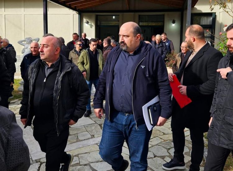 «Επικοινωνιακός ο σκοπός της επίσκεψης Τριαντόπουλου» λέει ο Σύλλογος Πλημμυροπαθών Μεγάλων Καλυβίων