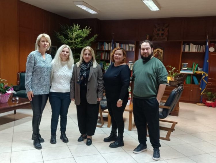 Επίσκεψη πλημμυροπαθών Κεραμιδίου στην Αντιπεριφερειάρχη Τρικάλων