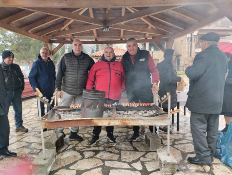 Πετυχημένη Χριστουγεννιάτικη γιορτή στην Παναγία Καλαμπάκας