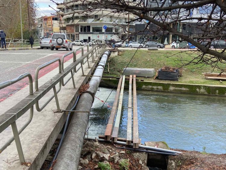 Συνεχίζεται η ανακατασκευή των 13 γεφυρών στα Τρίκαλα
