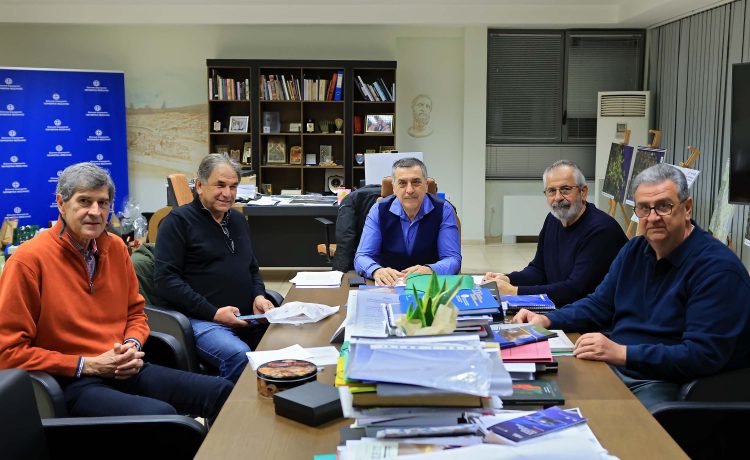 Συνάντηση του Περιφερειάρχη Θεσσαλίας Δημήτρη Κουρέτα με την Ένωση Καλαθοσφαίρισης Θεσσαλίας