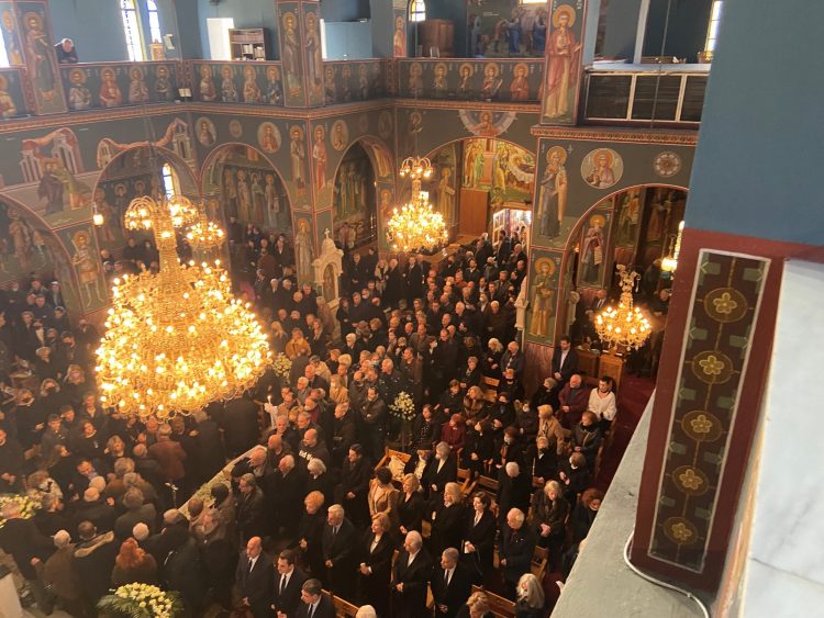 Πάνδημο τρικαλινό αντίο στον πρώην Δήμαρχο Τρικκαίων Κώστα Παπαστεργίου