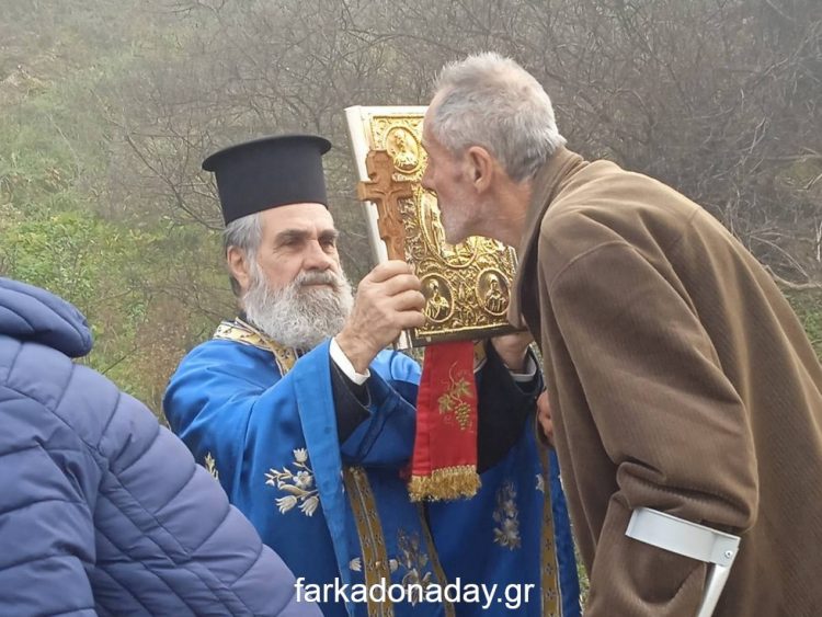 Ο Αγιασμός των Υδάτων του ποταμού Ενιπέα στο Κεραμίδι