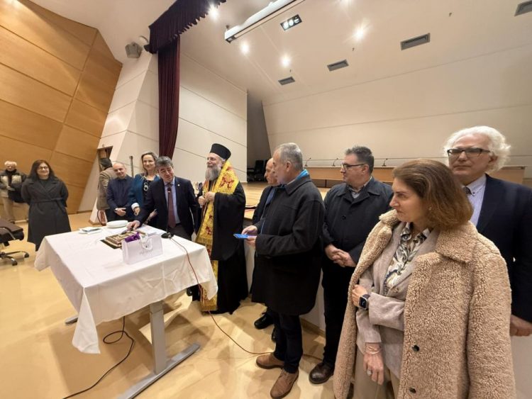 Κοπή Αγιοβασιλειόπιτας Σχολής ΤΕΦΦΑ στα Τρίκαλα