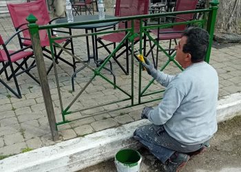 Ομορφαίνει το κέντρο της Φαρκαδόνας