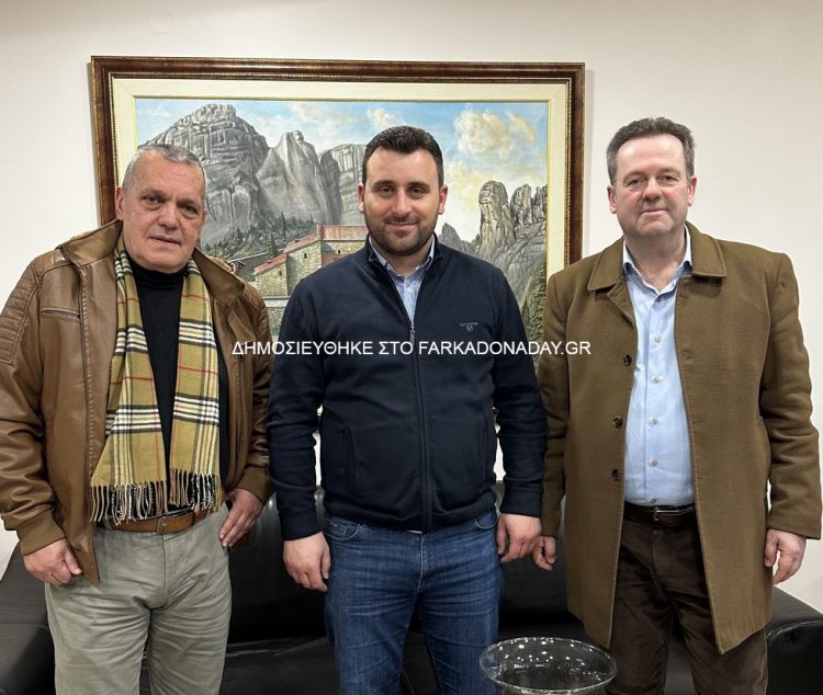 Ξεκίνησε τις επαφές ο Τσιάκαλος