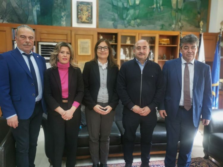 Φοιτητικές Εστίες, Λέσχη και νέο τμήμα Διαιτολογίας με δωρεά 18 στρ. στο Παν. Θεσσαλίας