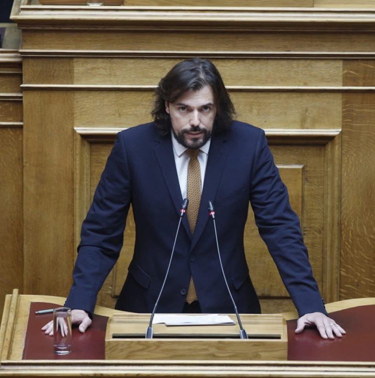 Εντάσσεται στο ΠΑΣΟΚ ο Πέτρος Παππάς – Την Τετάρτη η συνάντηση με τον Ανδρουλάκη