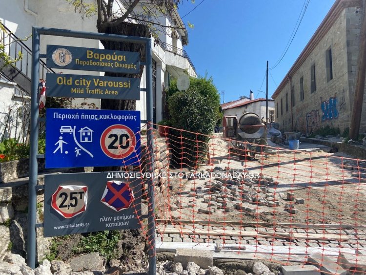 Συνεχίζεται η ανάπλαση του Βαρουσίου – Στο 50% η αντικατάσταση του οδοστρώματος