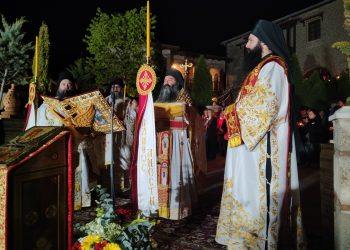 Ανάσταση στα Μετέωρα – Μοναδικές στιγμές στη Μονή Βαρλαάμ!