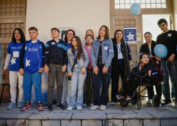 Βραδινός περίπατος στα Τρίκαλα για την Παγκόσμια Ημέρα Ευχής και τα παιδιά του Make-A-Wish Ελλάδος!