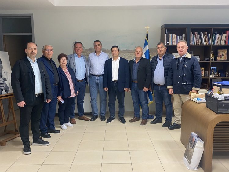 Συνάντηση του Περιφερειάρχη Θεσσαλίας με την Ομοσπονδία Συλλόγων Σαρακατσαναίων Ελλάδος