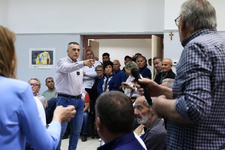 Κολυμβητήριο, Γυμναστήριο, Παιδικός- Βρεφονηπιακός Σταθμός αλλάζουν την Φαρκαδόνα