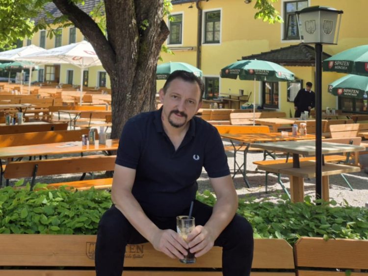Ο  Παπακυρίτσης δίνει νέα πνοή στο πρώην κτήριο της ΔΟΥ Φαρκαδόνας