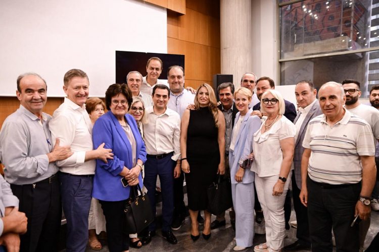 Σε μαζική εκδήλωση της Νέας Δημοκρατίας στη Θεσσαλονίκη ο Σκρέκας