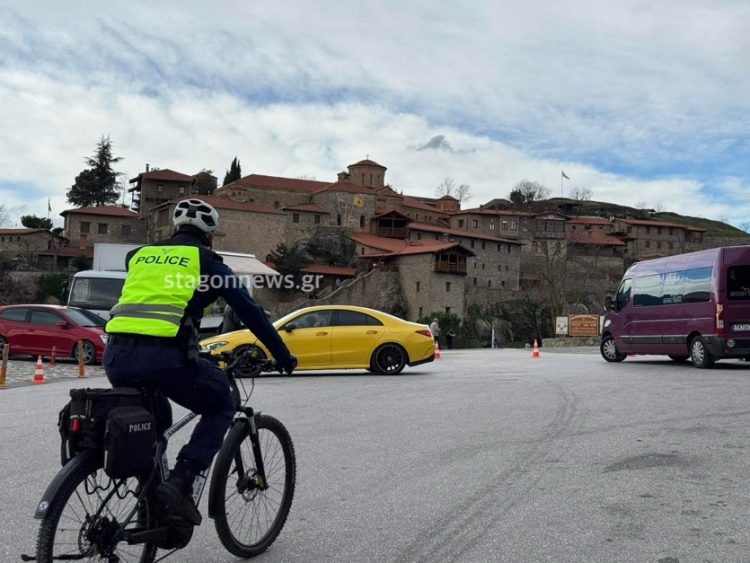 Συνελήφθη οδηγός που επιχείρησε να εμβολίσει ποδηλάτες Αστυνομικούς στα Μετέωρα