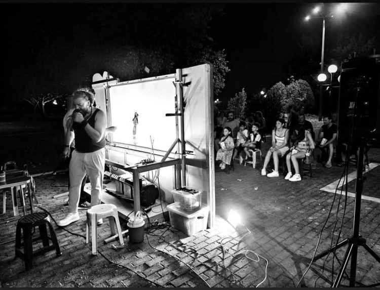 Ο Καραγκιόζης σκόρπισε γέλιο στους Γεωργανάδες!