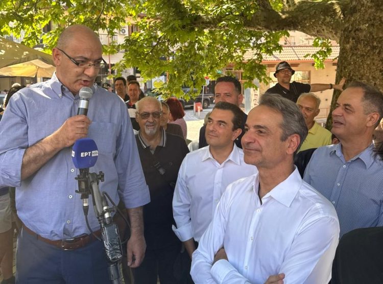 Με τον Κυριάκο Μητσοτάκη στην Ευρυτανία, ο Κώστας Σκρέκας