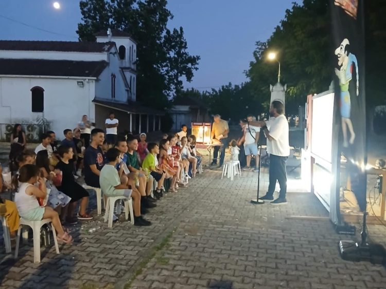 Συνεχίζεται το Πολιτιστικό Καλοκαίρι στον Δήμο Φαρκαδόνας με παραστάσεις Θεάτρου Σκιών