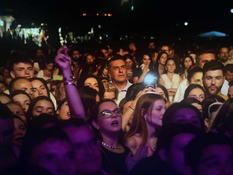 Ο Κουρέτας χτυπά χωρίς να κατονομάζει…