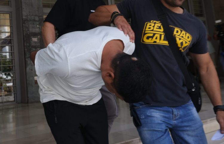 Βιασμός στη Θεσσαλονίκη: «Έκλαιγα, του έλεγα να σταματήσει, πονούσε όλο μου το σώμα», καταθέτει η 10χρονη