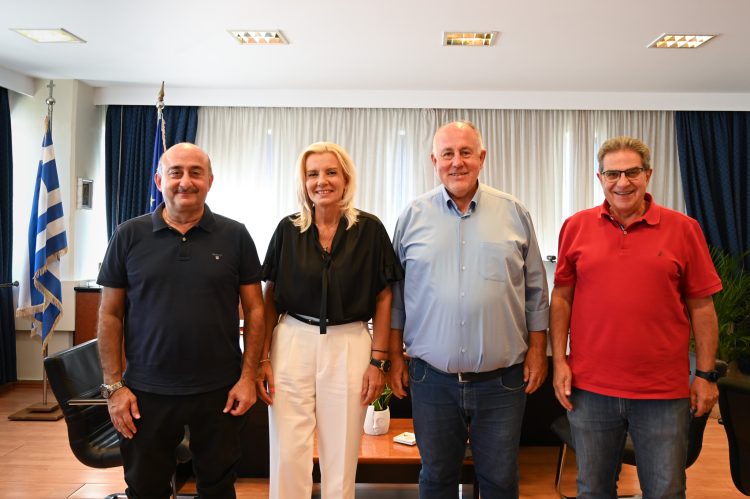 Στην Καραλαριώτου το προεδρείο της ΠΕΔ Θεσσαλίας