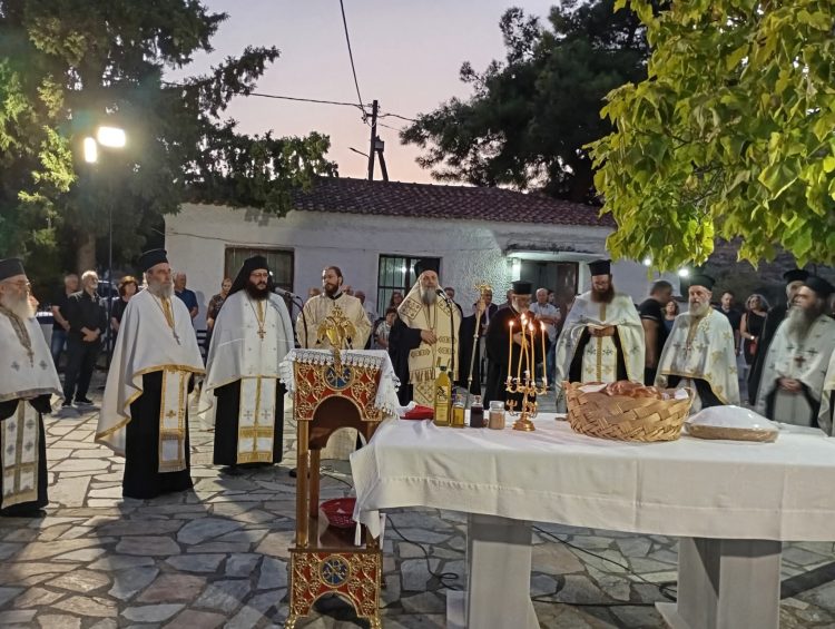 Πανηγυρικός Εσπερινός στην Αγία Σοφία Αχλαδοχωρίου