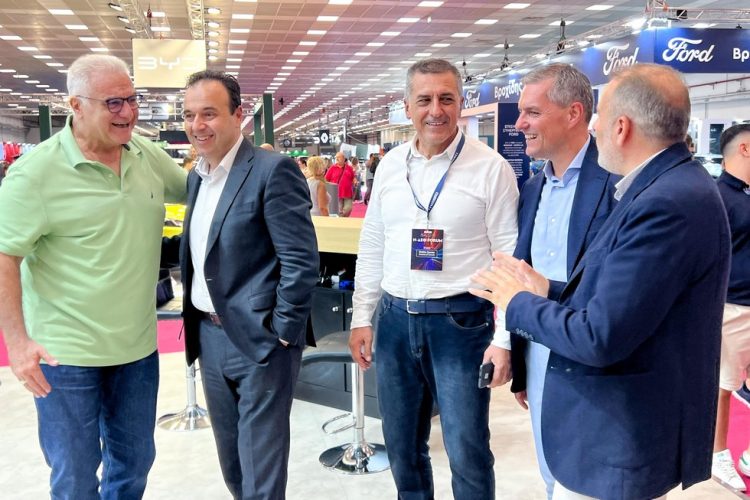 Διαδοχικές επαφές Κουρέτα  στη Διεθνή Έκθεση Θεσσαλονίκης