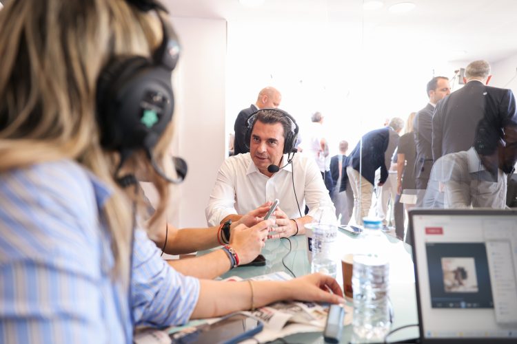 Σκρέκας: “Στήριξη στις οικογένειες με πρώτη κατοικία στην ύπαιθρο ”