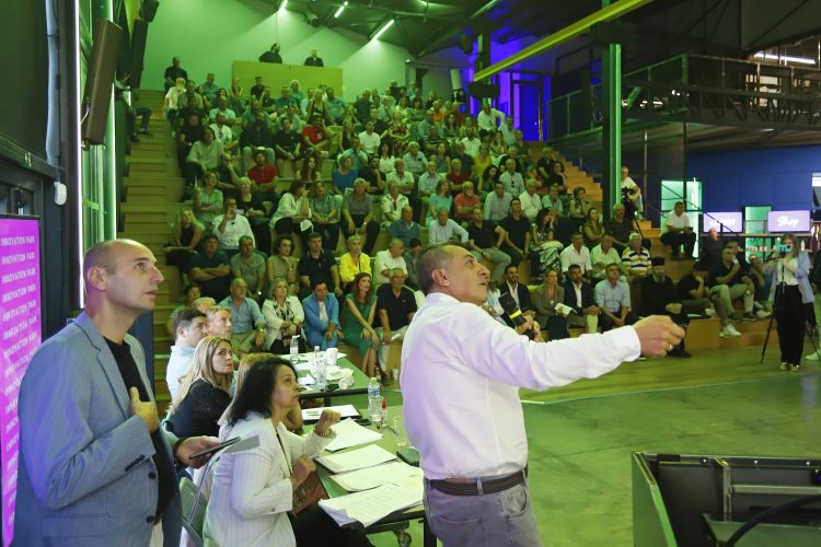 Παρεμβάσεις σε 1.000 σημεία και έργα 158,5 εκατ. ευρώ παρουσίασε ο Κουρέτας για την αντιπλημμυρική προστασία στη Θεσσαλία