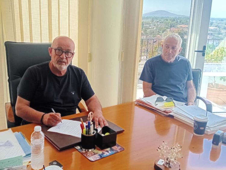 Υπογράφηκε η σύμβαση για την ανάπλαση μονοπατιών στο Γριζάνο