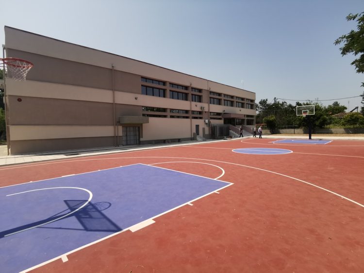 Πολύπλευρη χρηματοδότηση και 4,1 εκ.€ στον Δήμο Τρικκαίων για τα σχολεία
