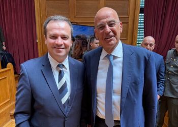 Το γαλάζιο «λάβαρο» κοντοζυγώνει;